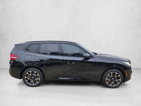 Certified 2026 BMW X3 xDrive30 w/ Premium Package AWD/4WD image 4