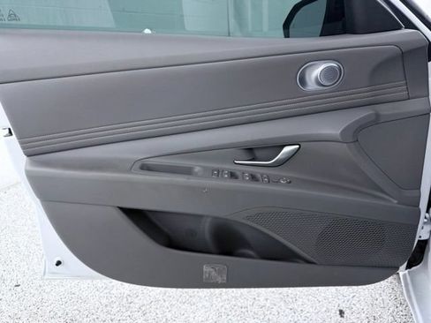 Used 2026 Hyundai Elantra Sport FWD image 13