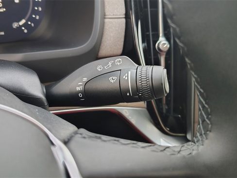 New 2026 Volvo XC90 B5 Plus image 17