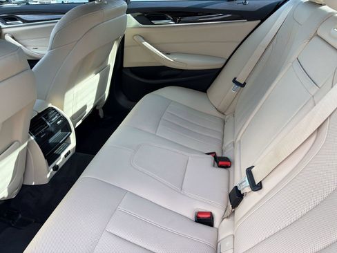 Used 2021 BMW 530i xDrive w/ M Sport Package AWD/4WD image 24