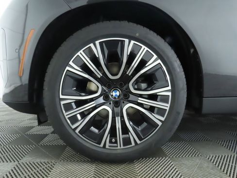 Used 2025 BMW X3 xDrive30i w/ Premium Package image 33