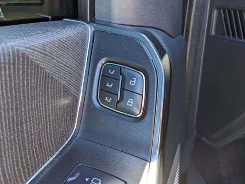 Used 2024 Ford F350 Platinum w/ FX4 Off-Road Package image 15