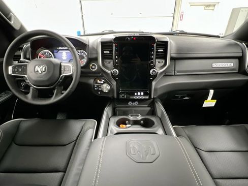 New 2026 RAM 1500 Laramie w/ Laramie Preferred Package AWD/4WD image 13