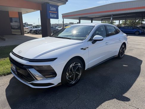 Used 2026 Hyundai Sonata SEL FWD image 1