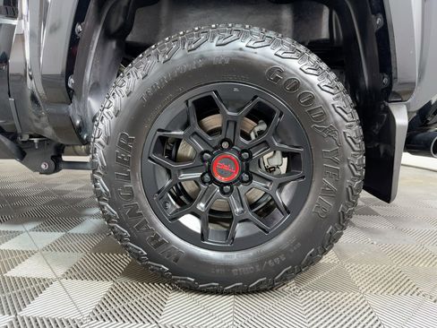 Used 2024 Toyota Tacoma TRD Pro image 10