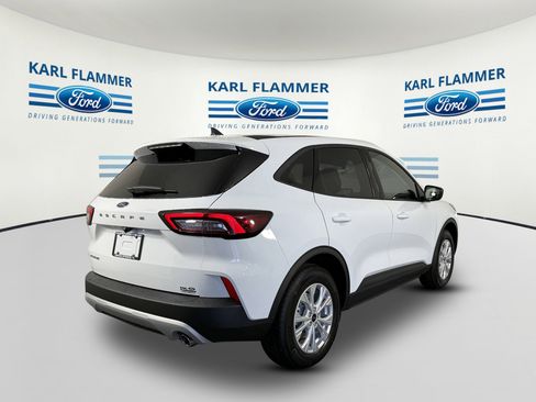 New 2025 Ford Escape Active w/ Cold Weather Package image 3
