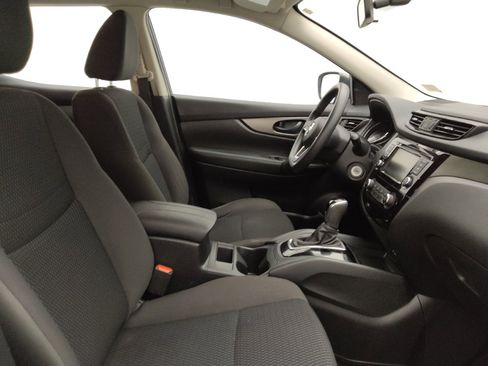 Used 2019 Nissan Rogue Sport S w/ Appearance Package AWD/4WD image 21