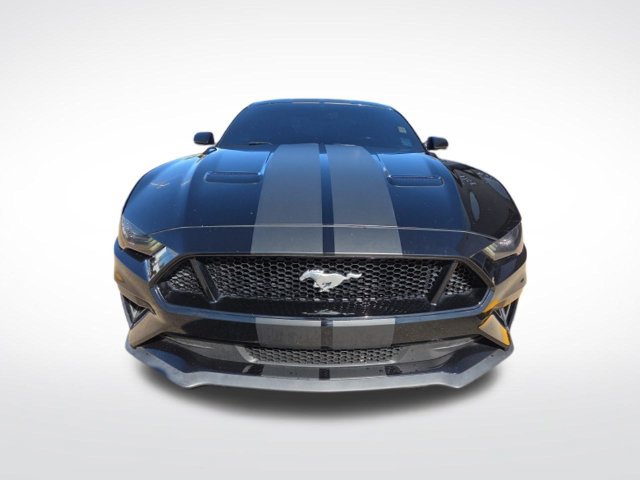 Used 2019 Ford Mustang GT RWD image 2