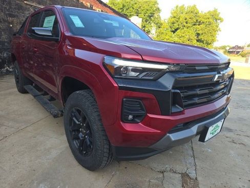 New 2025 Chevrolet Colorado Z71 w/ Midnight Edition image 3