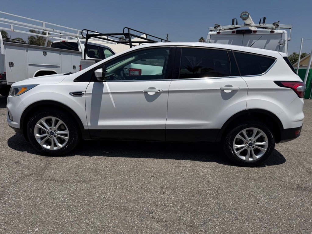 Used 2017 Ford Escape SE AWD/4WD image 10