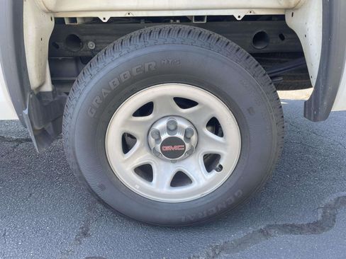 Used 2018 GMC Sierra 1500 2WD Regular Cab image 7