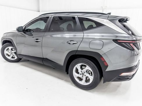 Used 2023 Hyundai Tucson SEL FWD image 4