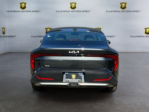 Used 2025 Kia K4 LXS image 6