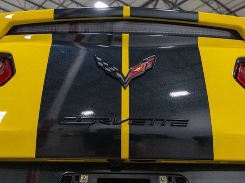 Used 2015 Chevrolet Corvette Stingray Coupe w/ 3LT Preferred Equipment Group RWD image 31
