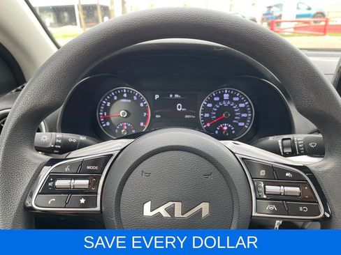 Used 2023 Kia Forte LXS w/ LXS Technology Package FWD image 8