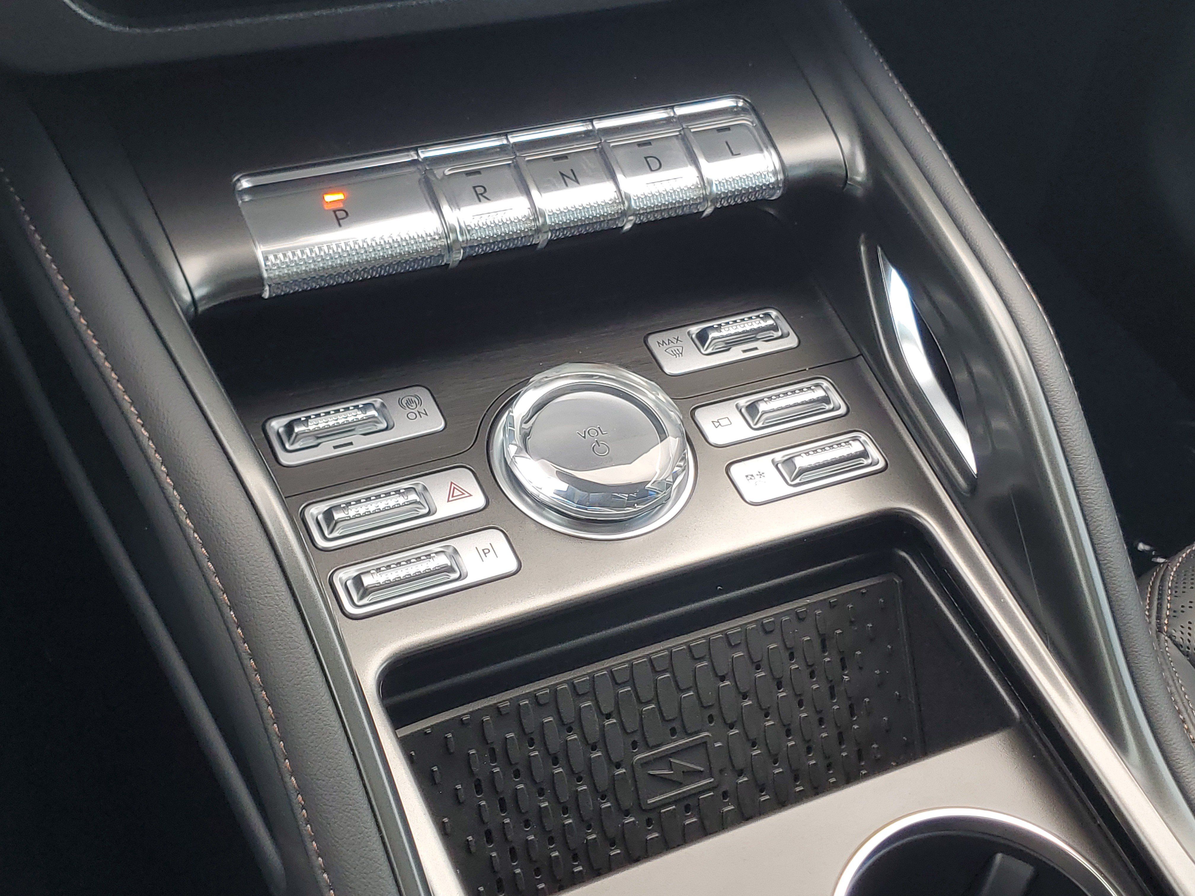 New 2026 Lincoln Nautilus Reserve w/ Jet Appearance Package AWD/4WD image 26