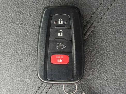 Used 2024 Toyota RAV4 XLE Premium image 37