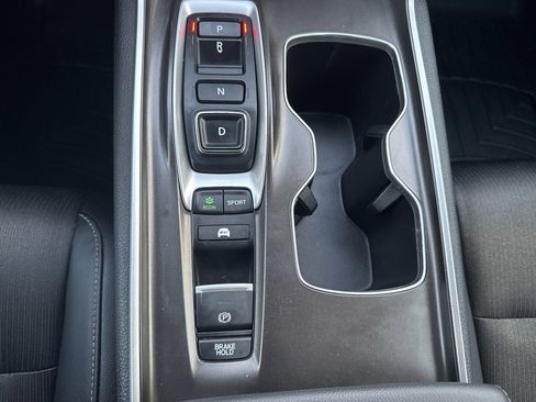 Used 2022 Honda Accord Sport image 17