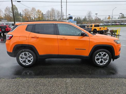 New 2026 Jeep Compass Latitude image 6