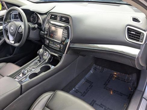 Used 2021 Nissan Maxima 3.5 SV w/ Floor Mat Group FWD image 21