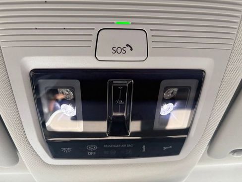 New 2025 Volkswagen ID. Buzz 1st Edition image 23