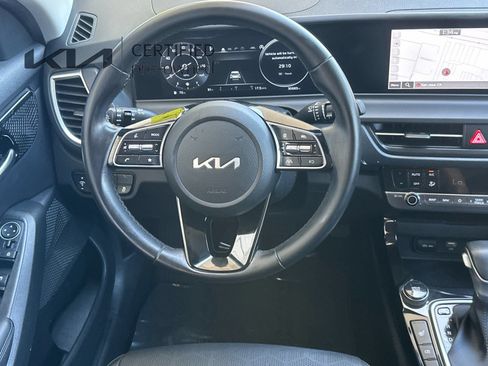 Certified 2024 Kia Seltos EX FWD image 15