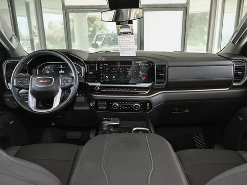 Used 2025 GMC Sierra 1500 Elevation w/ Preferred Package image 26