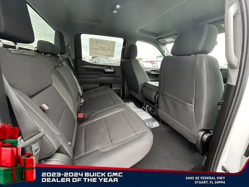 New 2026 GMC Sierra 1500 Elevation image 15