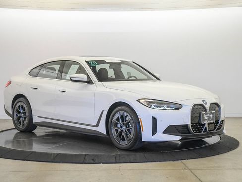 Used 2023 BMW i4 eDrive40 RWD image 5