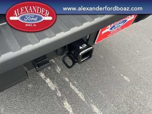 New 2025 Ford Maverick XL image 8