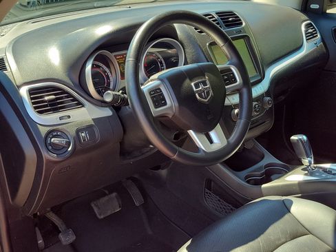 Used 2017 Dodge Journey GT w/ Driver Convenience Group FWD image 20