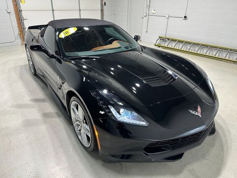 Used 2014 Chevrolet Corvette Stingray Convertible w/ 3LT Preferred Equipment Group RWD image 3