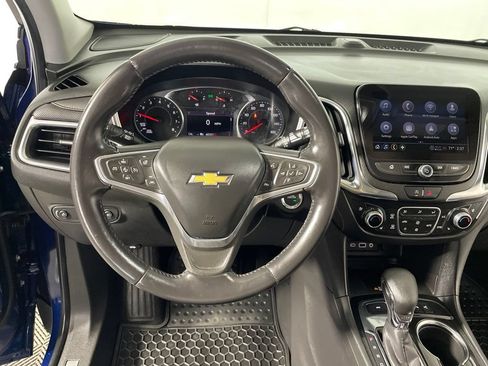 Used 2022 Chevrolet Equinox Premier AWD/4WD image 12