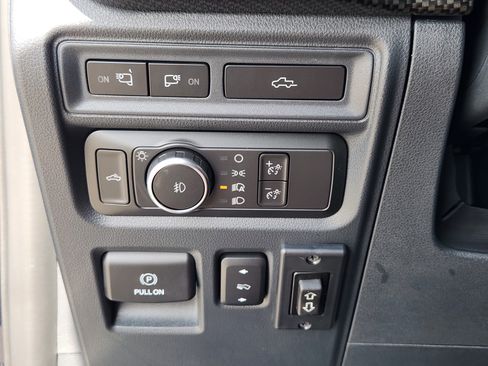 Certified 2022 Ford F150 Raptor w/ Convenience Package AWD/4WD image 23