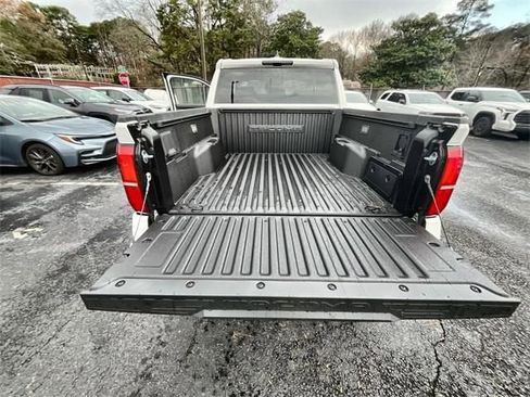 New 2025 Toyota Tacoma TRD Off-Road image 31