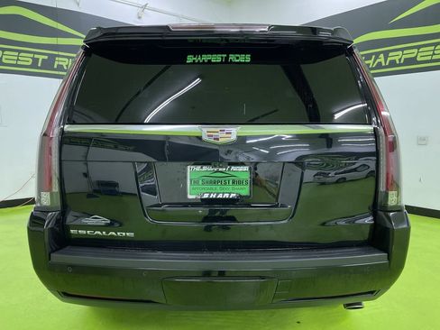 Used 2020 Cadillac Escalade Platinum image 8