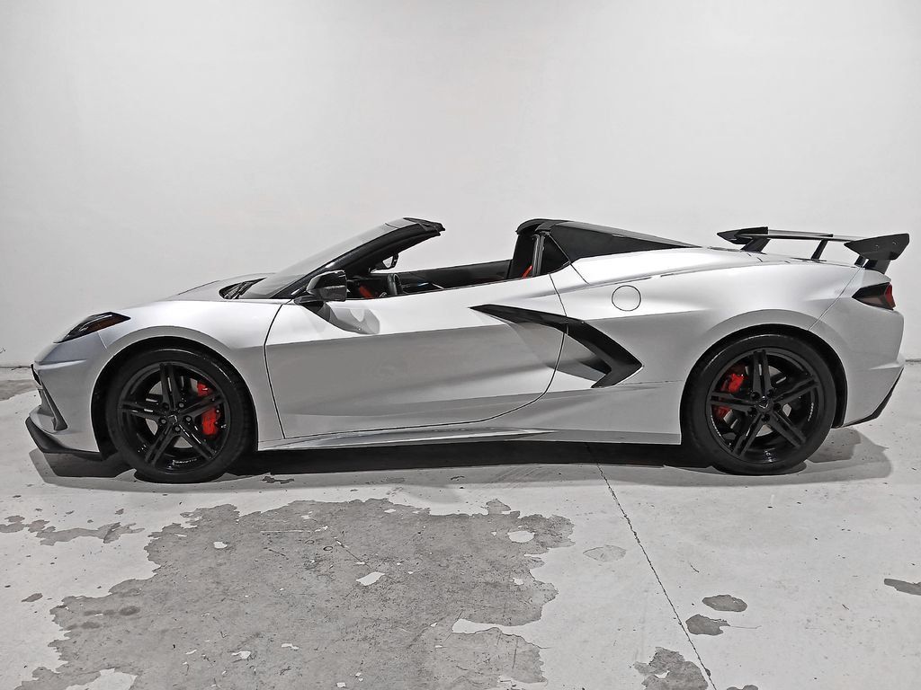 Used 2026 Chevrolet Corvette Stingray Preferred Conv w/ Z51 Performance Package RWD image 4