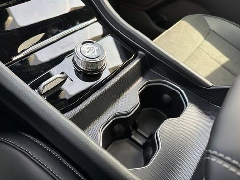 New 2026 Jeep Grand Cherokee Altitude AWD/4WD image 20