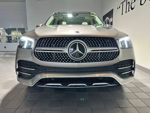 Used 2021 Mercedes-Benz GLE 450 4MATIC image 2