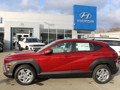 New 2026 Hyundai Kona SE image 2