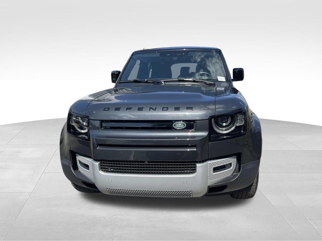 Used 2025 Land Rover Defender 110 S AWD/4WD image 10