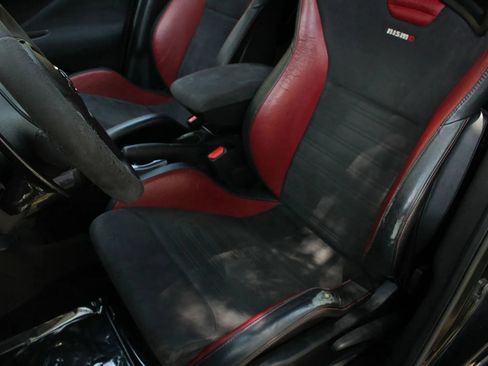 Used 2015 Nissan Juke NISMO RS w/ Interior Illumination Package AWD/4WD image 17