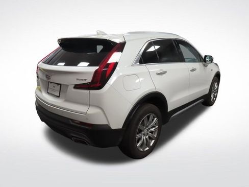 Certified 2023 Cadillac XT4 Premium Luxury image 5