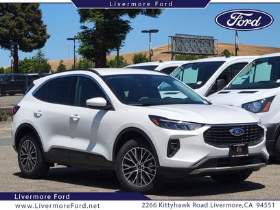 New 2024 Ford Escape SE