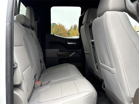 Used 2021 GMC Sierra 1500 SLE image 15