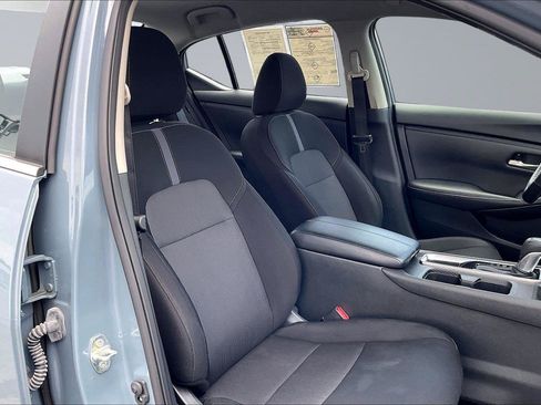 Certified 2024 Nissan Sentra SV w/ All-Weather Package FWD image 8