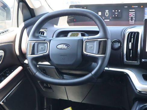 New 2027 Ford Expedition Max Platinum w/ Platinum Ultimate Package AWD/4WD image 28