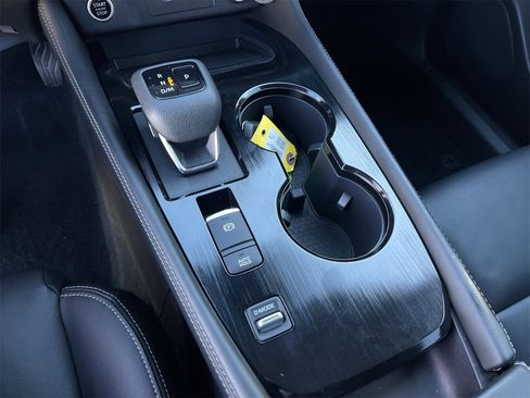 Certified 2023 Nissan Rogue SL w/ SL Premium Package image 17