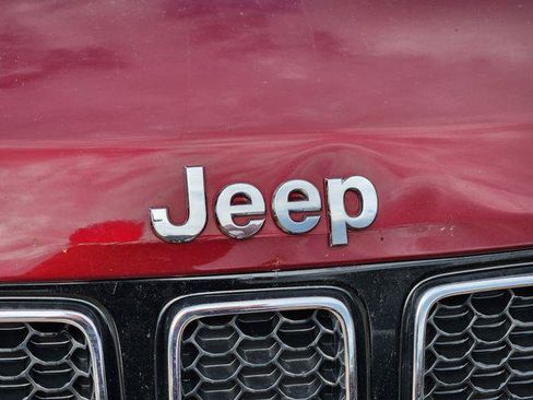 Certified 2021 Jeep Compass Limited w/ Sun and Sound Group AWD/4WD image 11