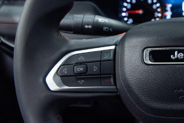Used 2024 Jeep Compass Trailhawk AWD/4WD image 14